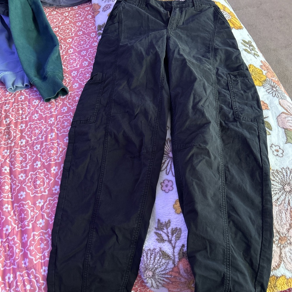 American Eagle Outfitters Dark Cargo Pants